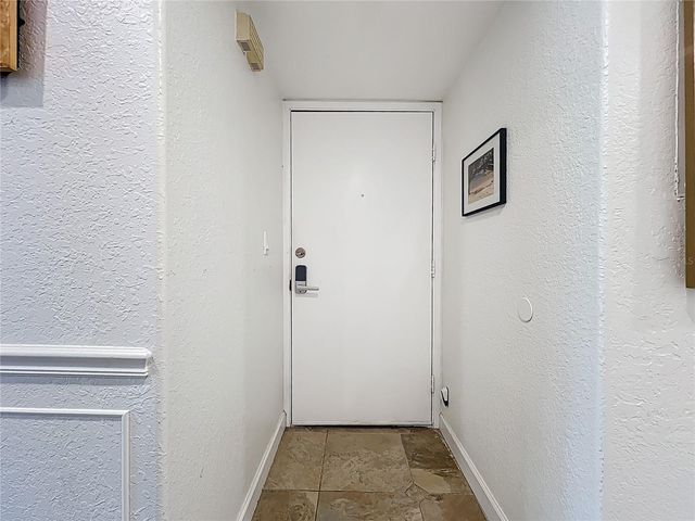 2220 BAHIA VISTA ST G4, Sarasota, FL 34239