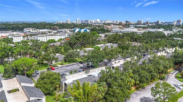 2220 BAHIA VISTA ST G4, Sarasota, FL 34239