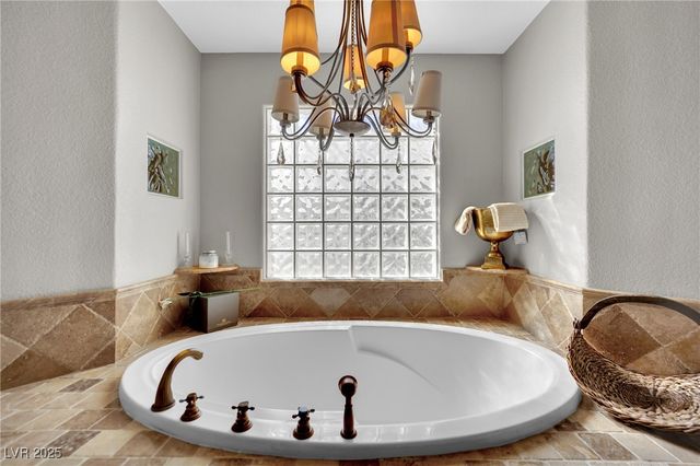 8817 Tierra Hope Court, Las Vegas, NV 89143