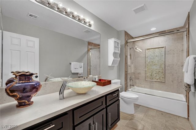 8817 Tierra Hope Court, Las Vegas, NV 89143