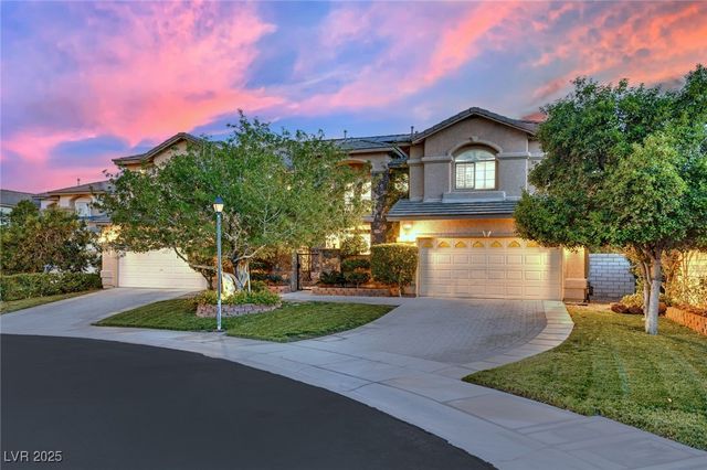 8817 Tierra Hope Court, Las Vegas, NV 89143