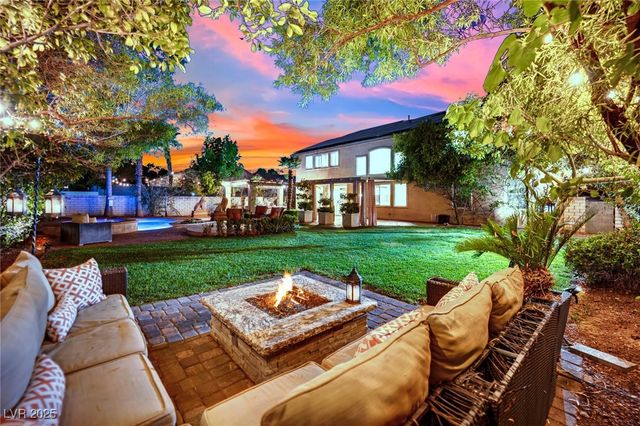 8817 Tierra Hope Court, Las Vegas, NV 89143