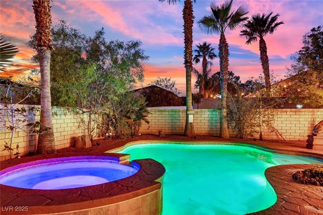 8817 Tierra Hope Court, Las Vegas, NV 89143