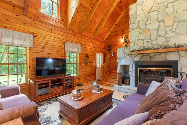 1065 Lee Greer Rd, Ashland City, TN 37015
