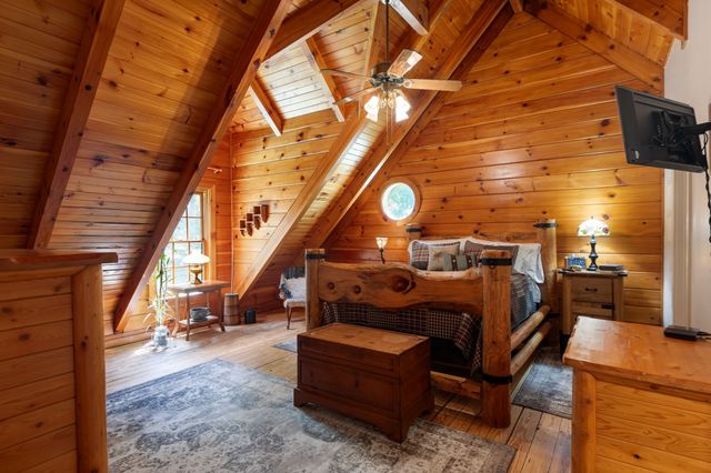 1065 Lee Greer Rd, Ashland City, TN 37015