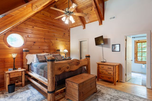 1065 Lee Greer Rd, Ashland City, TN 37015