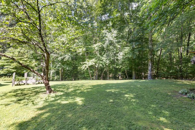 1065 Lee Greer Rd, Ashland City, TN 37015