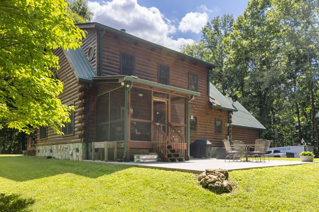 1065 Lee Greer Rd, Ashland City, TN 37015