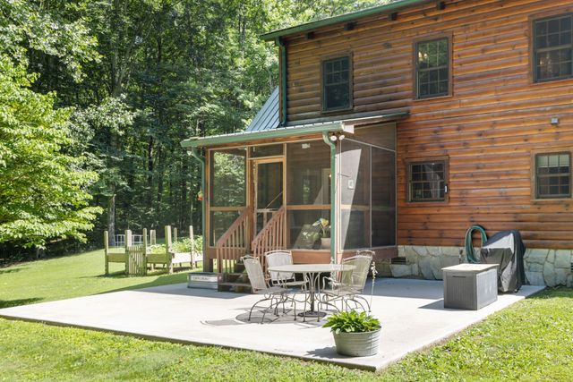 1065 Lee Greer Rd, Ashland City, TN 37015