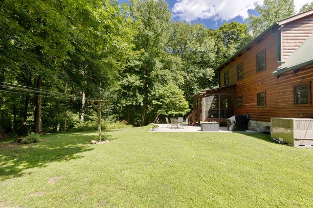 1065 Lee Greer Rd, Ashland City, TN 37015