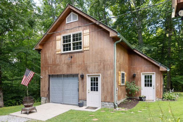 1065 Lee Greer Rd, Ashland City, TN 37015