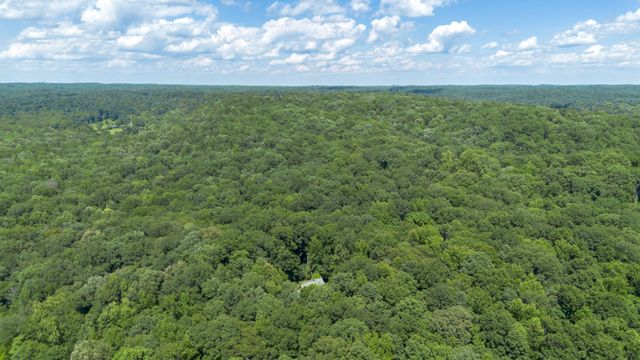 1065 Lee Greer Rd, Ashland City, TN 37015