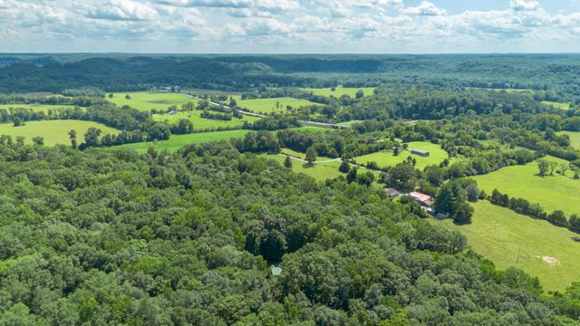 1065 Lee Greer Rd, Ashland City, TN 37015