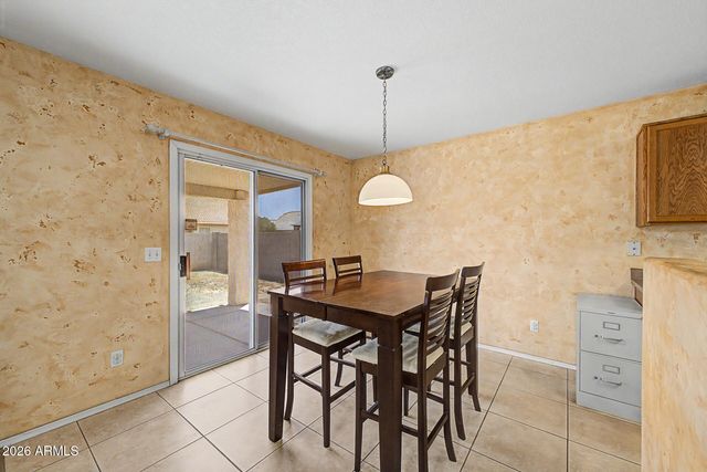 7457 W SAN MIGUEL Avenue, Glendale, AZ 85303