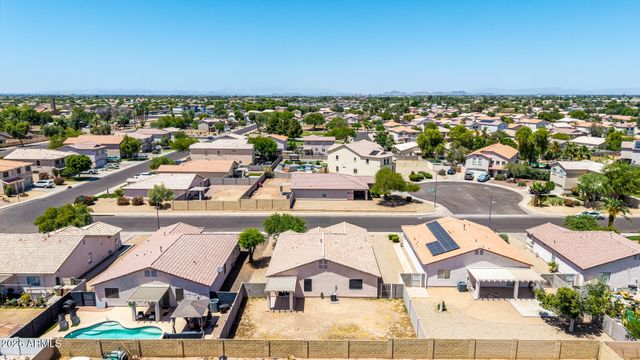 7457 W SAN MIGUEL Avenue, Glendale, AZ 85303