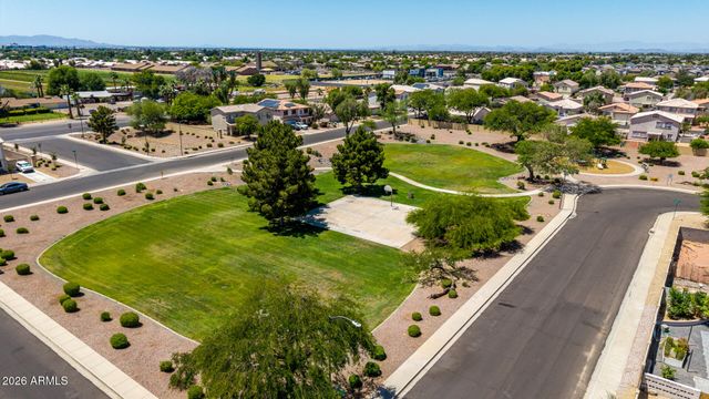 7457 W SAN MIGUEL Avenue, Glendale, AZ 85303