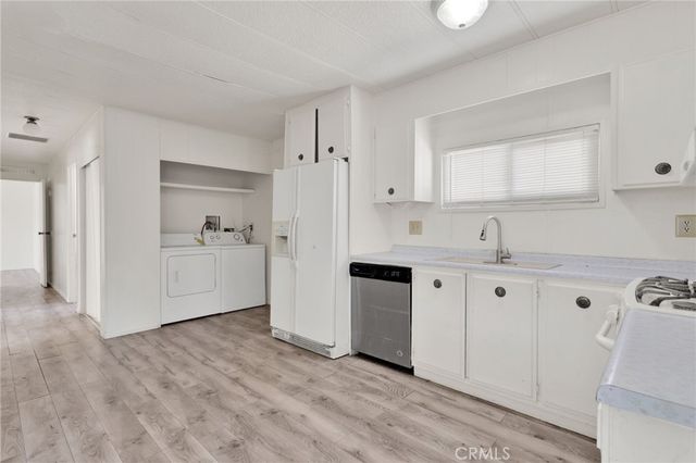 19242 Westlawn Street, Hesperia, CA 92345