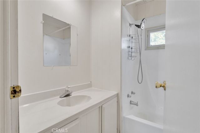 19242 Westlawn Street, Hesperia, CA 92345