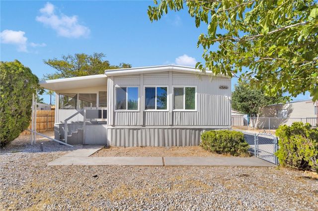 19242 Westlawn Street, Hesperia, CA 92345