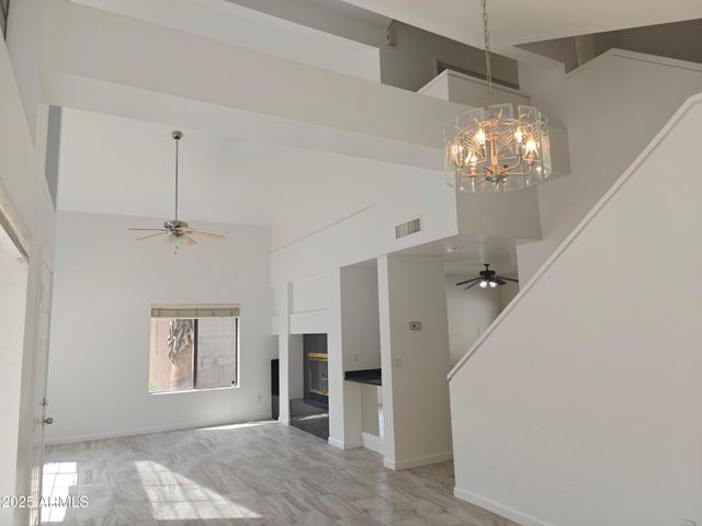 18420 N 45th Street, Phoenix, AZ 85032