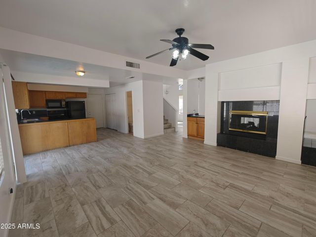 18420 N 45th Street, Phoenix, AZ 85032