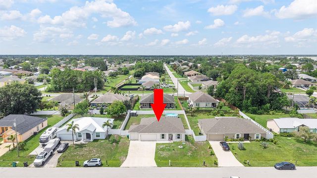 1556 SW Crater Avenue, Port St. Lucie, FL 34953