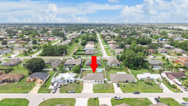 1556 SW Crater Avenue, Port St. Lucie, FL 34953