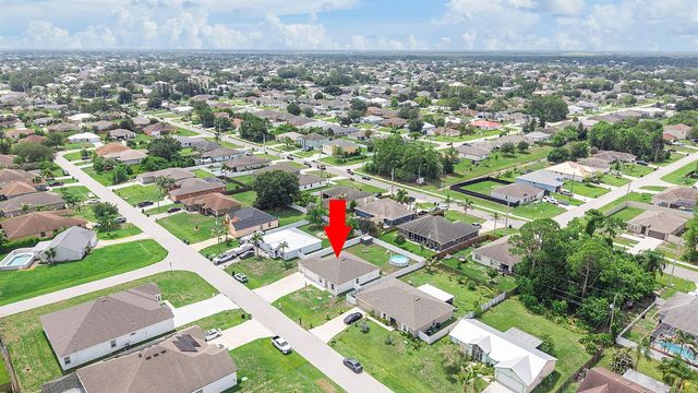 1556 SW Crater Avenue, Port St. Lucie, FL 34953