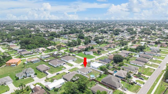 1556 SW Crater Avenue, Port St. Lucie, FL 34953