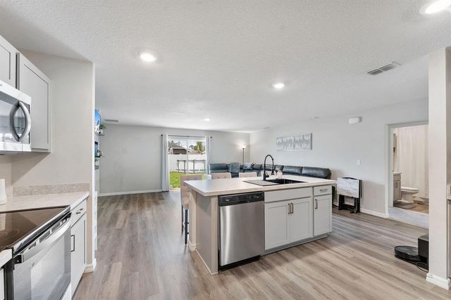 1556 SW Crater Avenue, Port St. Lucie, FL 34953