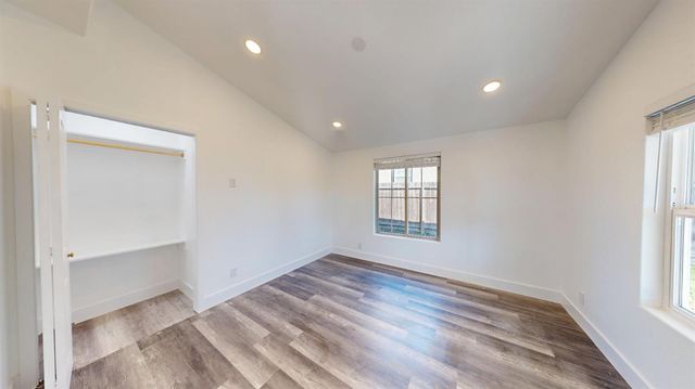 105 Pleasant St, Modesto, CA 95354