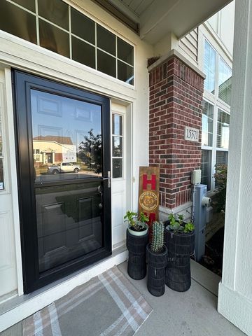 15371 Sheffield Square Parkway, Orland Park, IL 60462