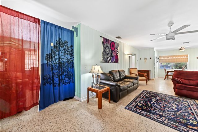 411 N Lakeside Drive, Lake Worth Beach, FL 33460