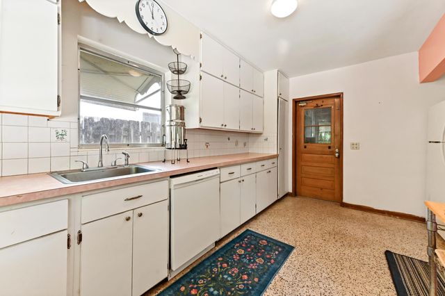 411 N Lakeside Drive, Lake Worth Beach, FL 33460