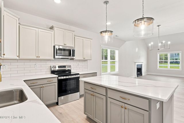 220 Telluride Court, Aberdeen, NC 28315