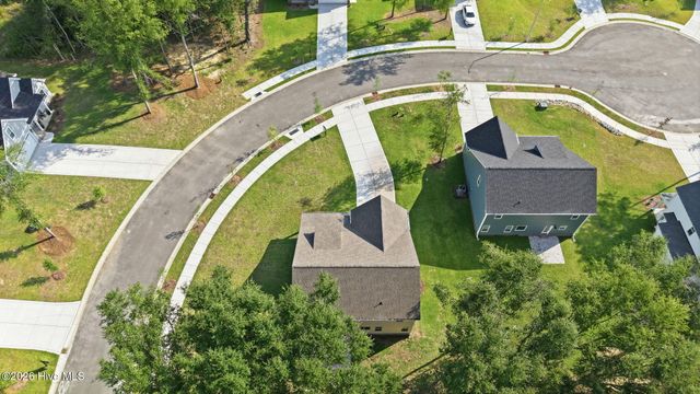 220 Telluride Court, Aberdeen, NC 28315