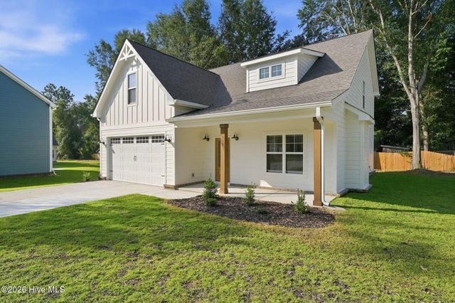 220 Telluride Court, Aberdeen, NC 28315