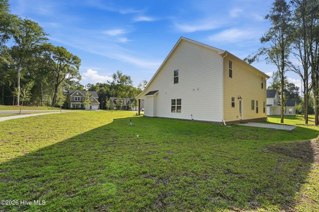 220 Telluride Court, Aberdeen, NC 28315