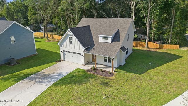 220 Telluride Court, Aberdeen, NC 28315