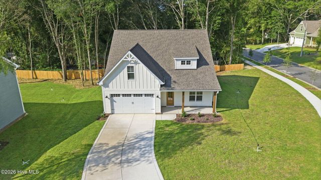 220 Telluride Court, Aberdeen, NC 28315
