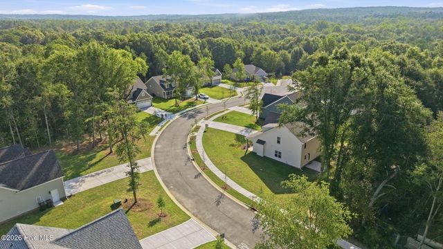220 Telluride Court, Aberdeen, NC 28315