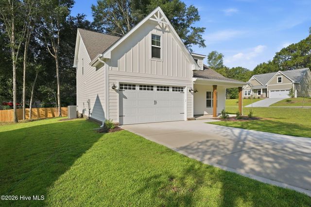 220 Telluride Court, Aberdeen, NC 28315