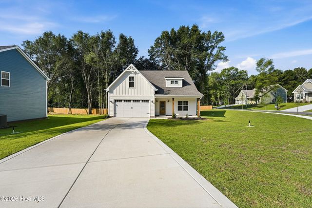220 Telluride Court, Aberdeen, NC 28315