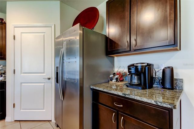 2933 MAIDEN GRASS ISLE, Wesley Chapel, FL 33543