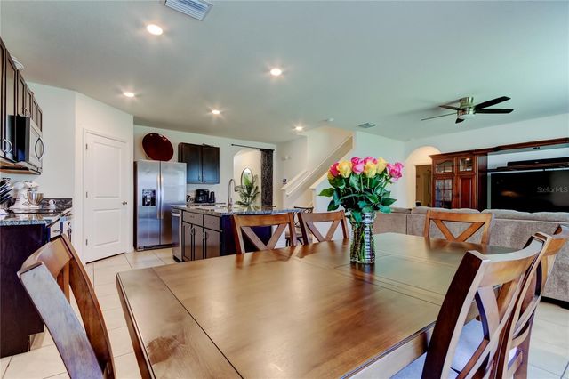 2933 MAIDEN GRASS ISLE, Wesley Chapel, FL 33543