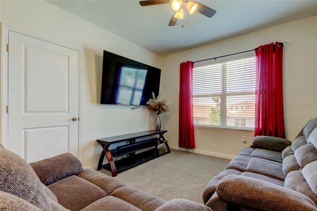 2933 MAIDEN GRASS ISLE, Wesley Chapel, FL 33543