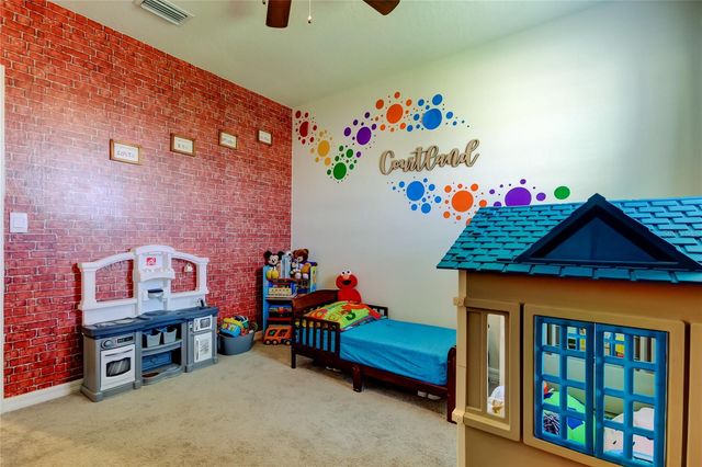 2933 MAIDEN GRASS ISLE, Wesley Chapel, FL 33543