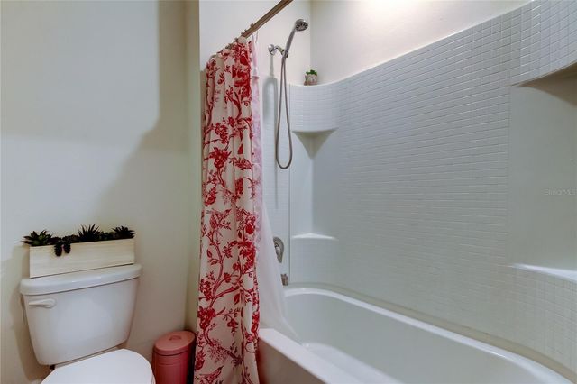 2933 MAIDEN GRASS ISLE, Wesley Chapel, FL 33543