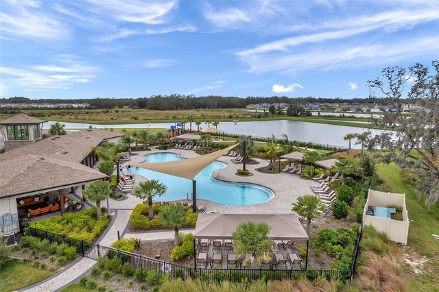 2933 MAIDEN GRASS ISLE, Wesley Chapel, FL 33543