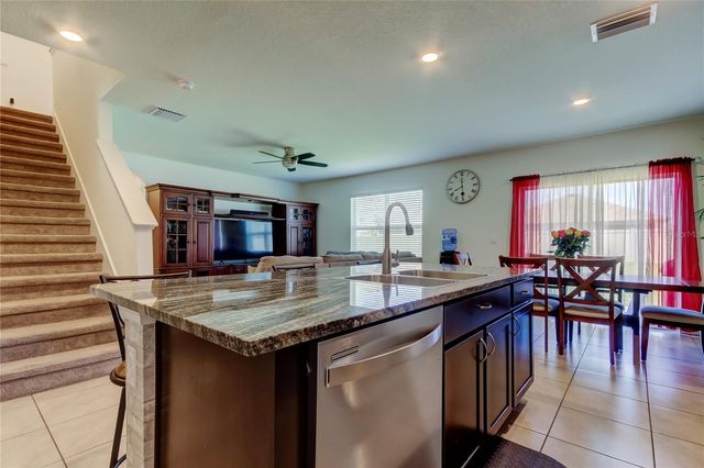 2933 MAIDEN GRASS ISLE, Wesley Chapel, FL 33543